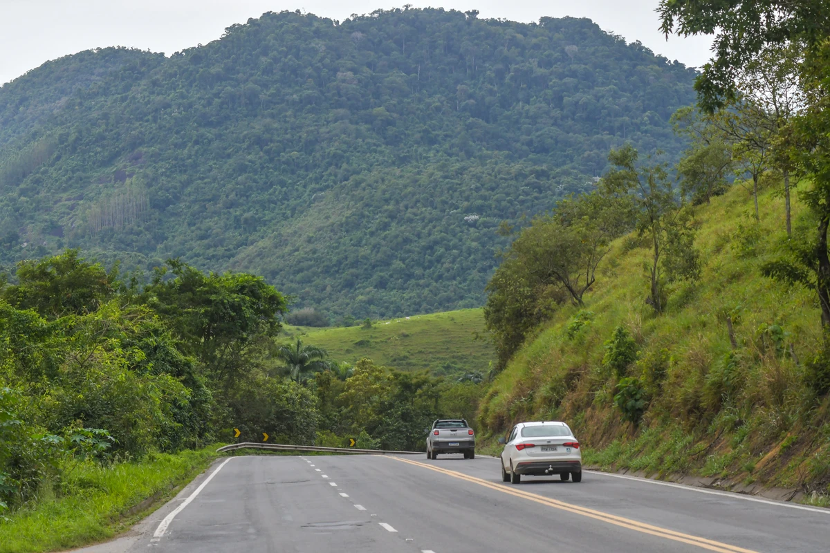 Rodovia BR 262 em Viana