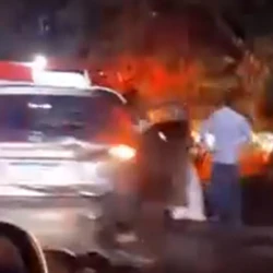 De acordo com a Ecovias 101, concessionária responsável pelo trecho, o acidente ocorreu por volta das 17h20 desta sexta-feira (13) e não deixou feridos