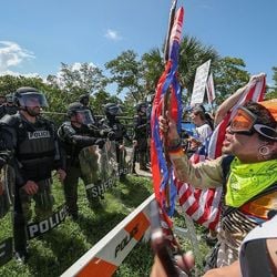 A controversa parada militar deste sábado (14/6) marca o 250º aniversário do Exército dos EUA, mas também coincide com o aniversário de 79 anos de Trump.