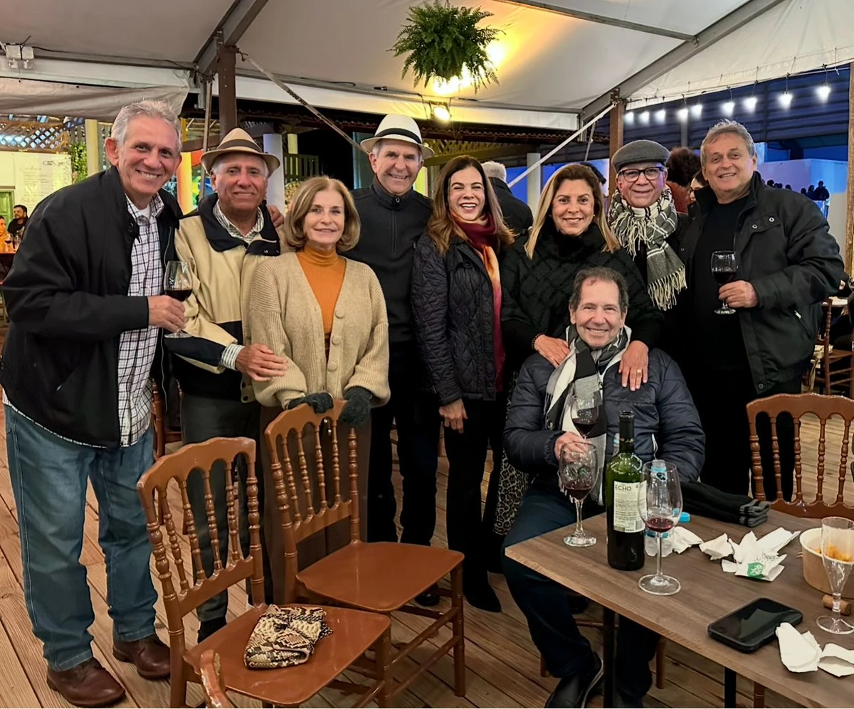 Otacílio Pedrinha, Marco Antônio Vasconcelos, Lúcia Vasconcelos, Paulo Tessarolo, Maita Mota, Heliane Duarte, João Guilherme Martins Miranda, Chico Lins e José Luiz Kfuri