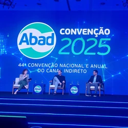 Presidente da Associação Brasileira de Atacadistas e Distribuidores destaca como as apostas on-line estão reduzindo o poder de compra das famílias e prejudicando o setor