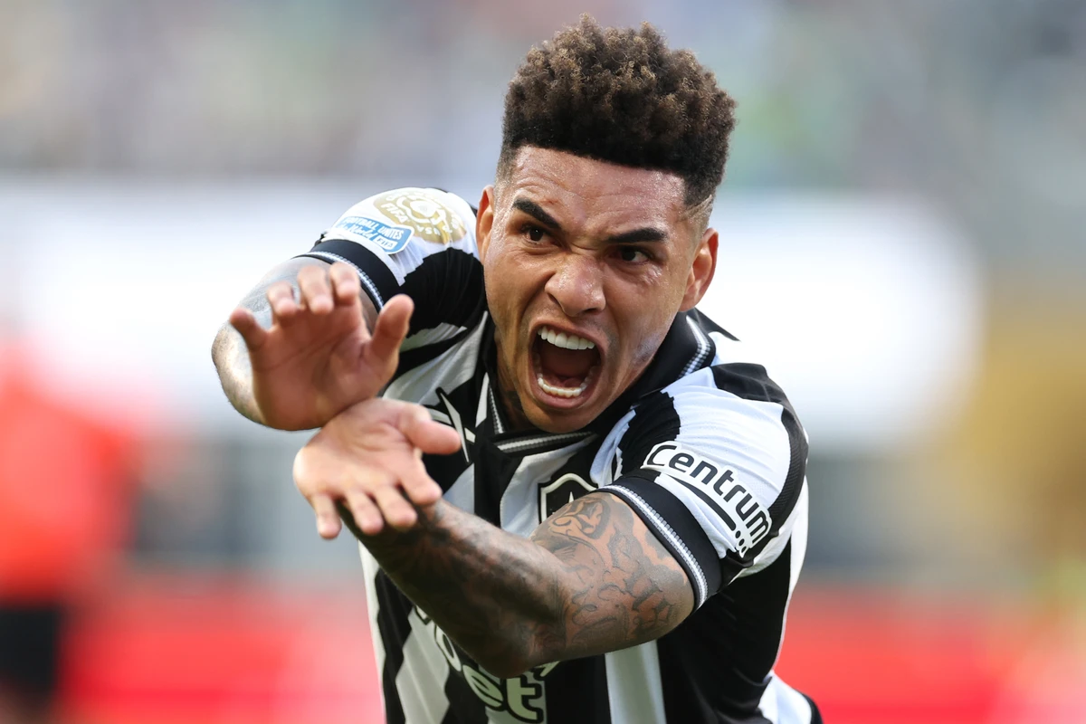 Igor Jesus marcou o gol que garantiu a vitória do Botafogo em sua estreia na Copa do Mundo de Clubes