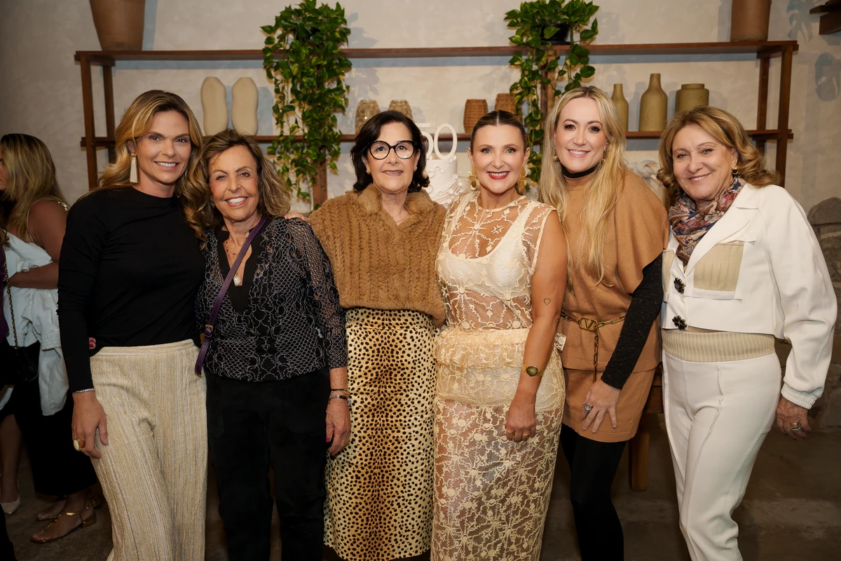 Mariana Buaiz, Vera Perenzin, Zezé Pimentel, Renata Pimentel, Mariella Gottardi e Carlota Gottardi