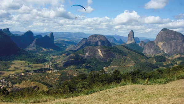 Sugestões vão do carnaval ao feriado da Consciência Negra, com destinos de praia, montanha e atrações culturais
