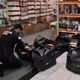 Imagem - Dono de loja que vendia produtos falsificados é preso em operação em Vitória