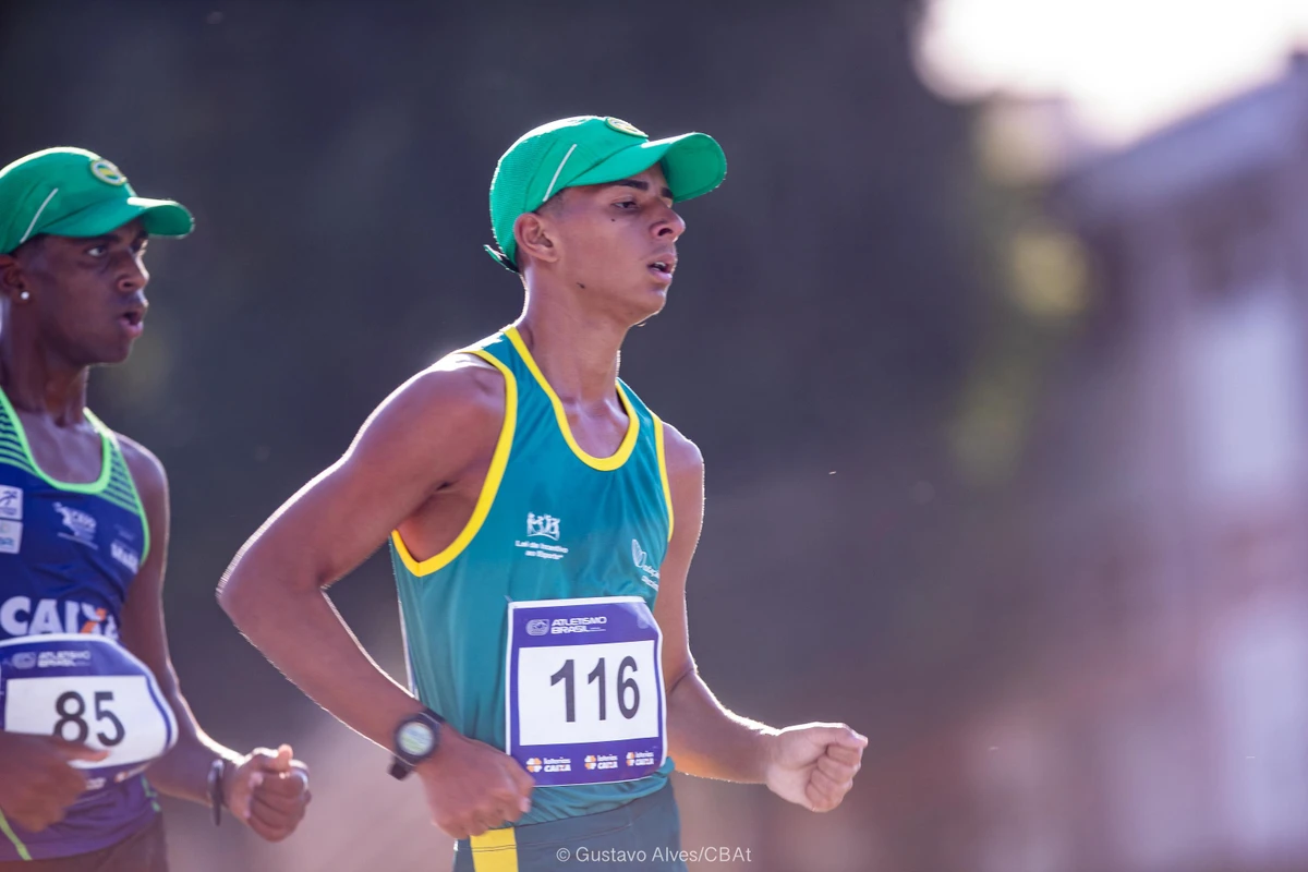 A prata consolida uma trajetória de crescimento. Em 2024, Davi foi campeão brasileiro Sub-18 na mesma prova, em Recife. 