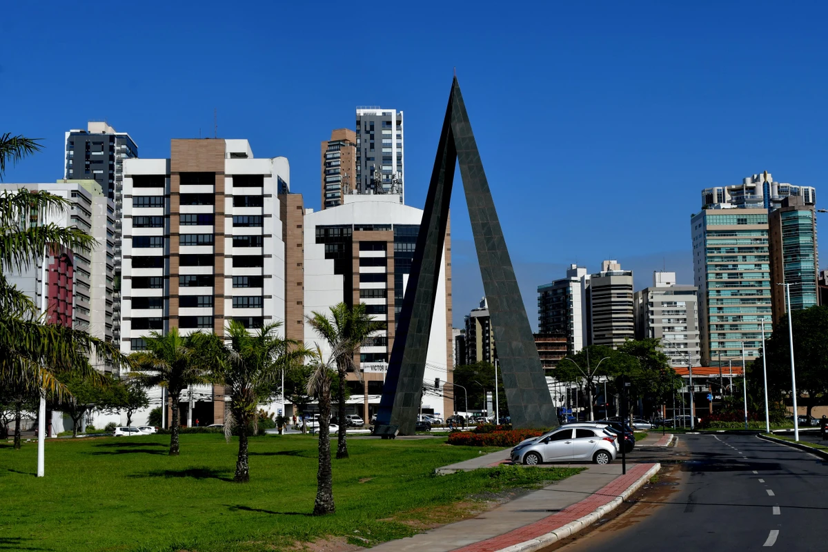 Construção de ciclovia entre a Praça da Ciência e o Shopping Vitória por Fernando Madeira
