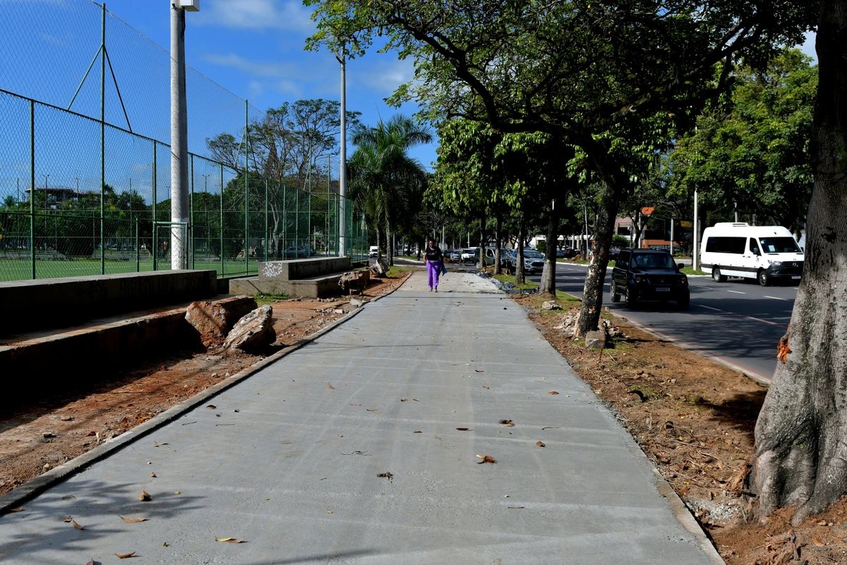 Construção de ciclovia entre a Praça da Ciência e o Shopping Vitória por Fernando Madeira