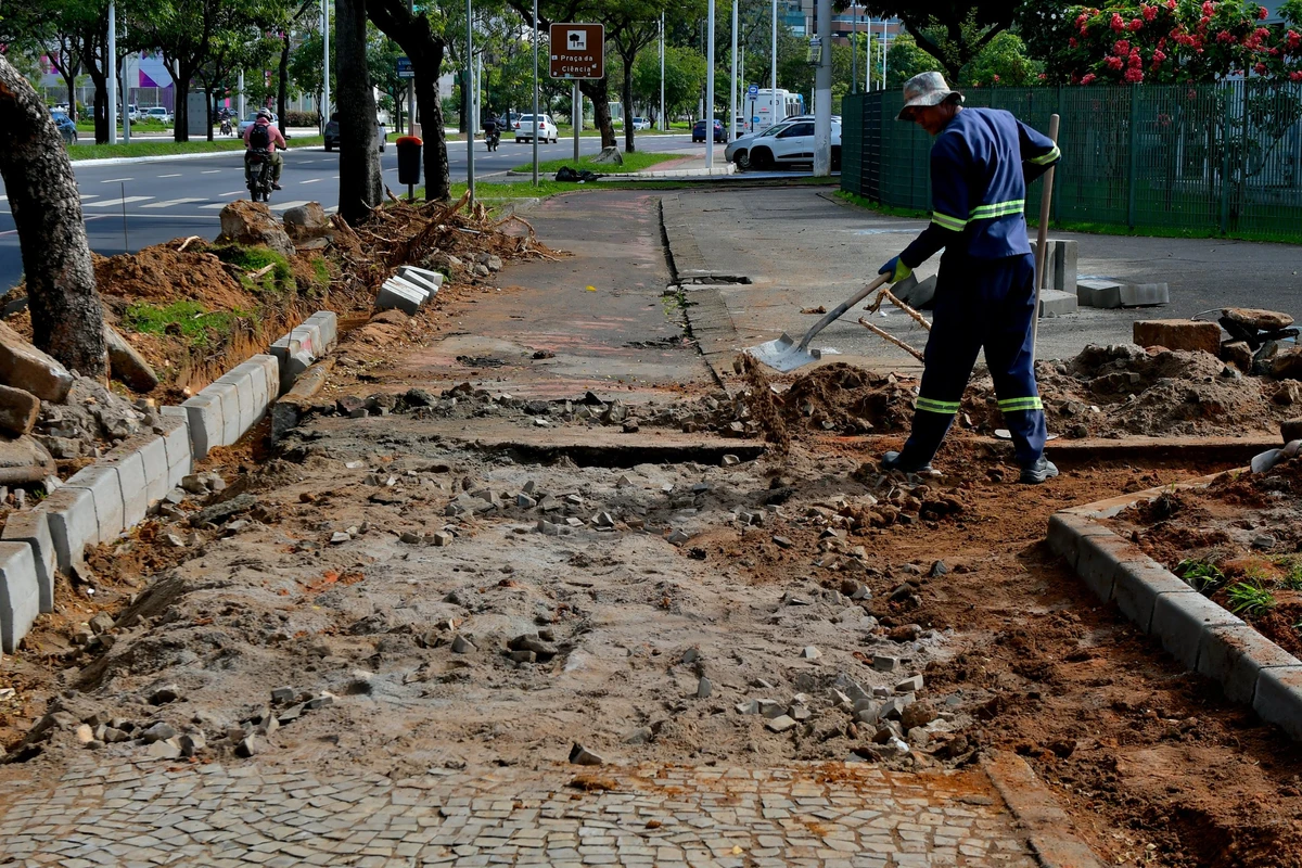 Construção de ciclovia entre a Praça da Ciência e o Shopping Vitória
