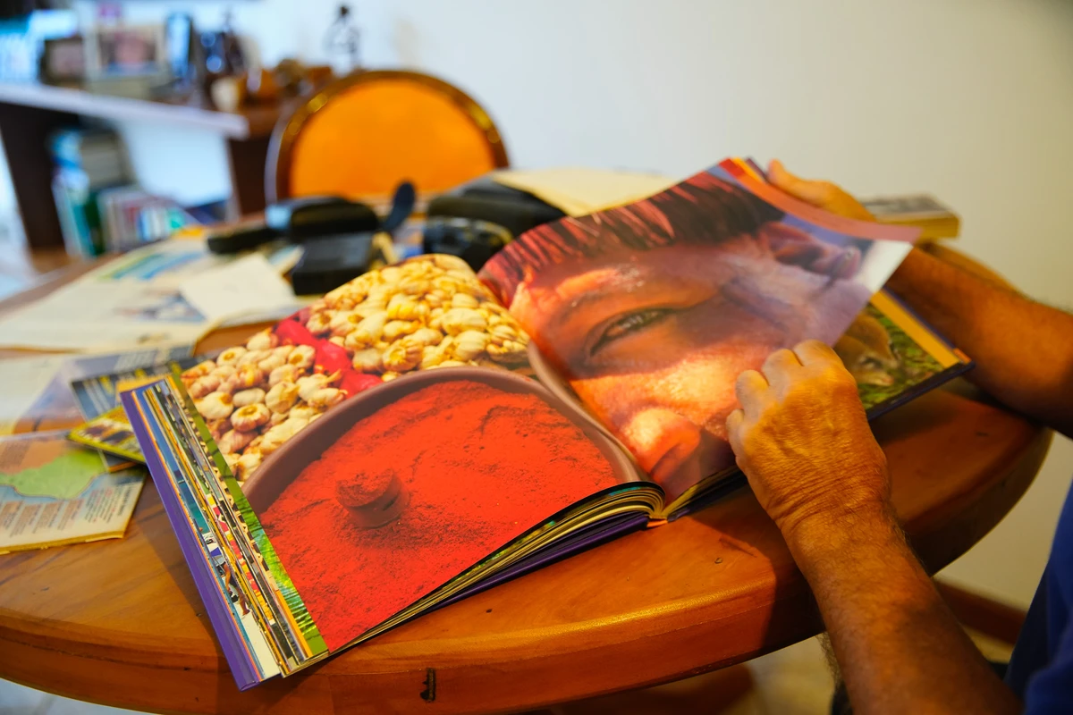 Sergio Rondelli, geógrafo, caminhou por todo litoral brasileiro por VItor Jubini