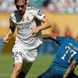 Time de Xabi Alonso chegou a perder pênalti nos acréscimos