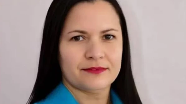 Única mulher entre os nove parlamentares da Câmara Municipal, Elisane foi localizada ao lado de seu carro, com ferimentos na região do tronco e um corte profundo no pescoço, segundo a Polícia Civil