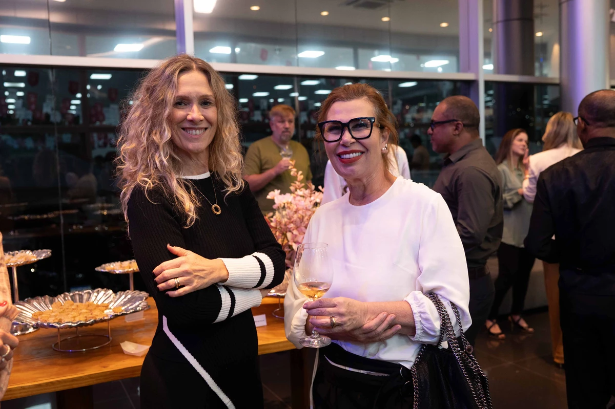 Ana Claudia Cardozo e Edilene Chieppe