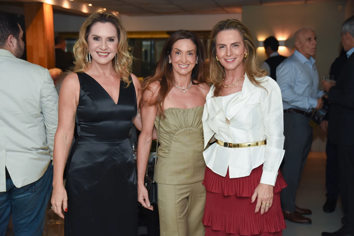 Evany Gazzinelli, Karla Abad e Denise Gazzinelli