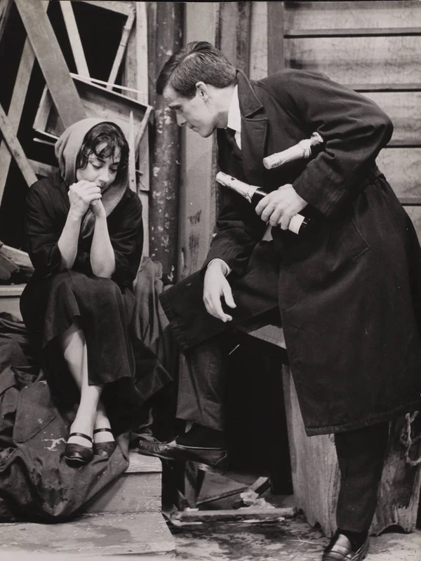 Fernanda Montenegro e Francisco Cuoco em cena do teleteatro 'A Malvada', em 1961, na TV Tupi