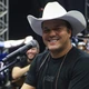 Imagem - Quem é o 'padre sertanejo' que vai faturar quase R$ 1 milhão no São João