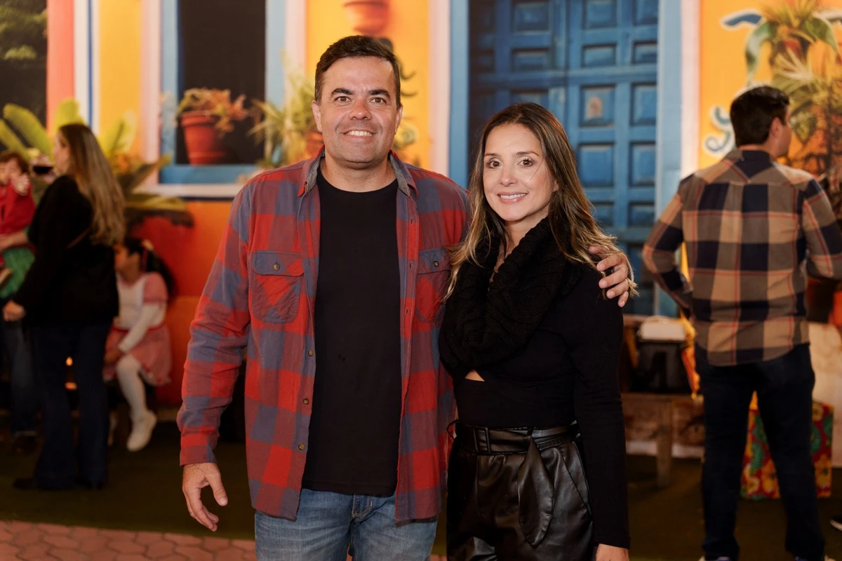 Romão e Flor  Almeida