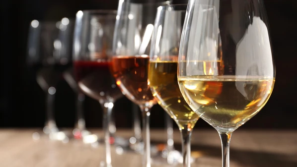 Iriri Vinhos e Abraços é a atração do fim de semana no balneário, com shows gratuitos, aula de culinária com harmonização e 30 opções da bebida