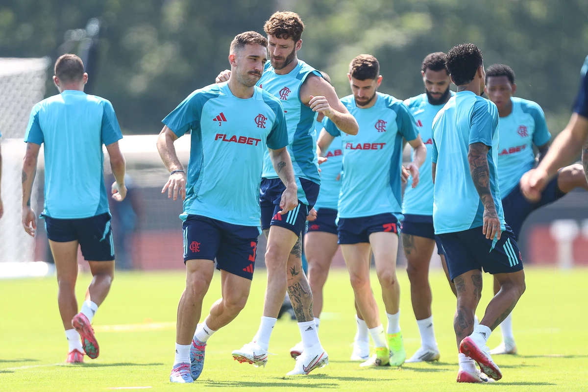 Leo Ortiz também deve estar entre os 11 iniciais nesta terça-feira (24)