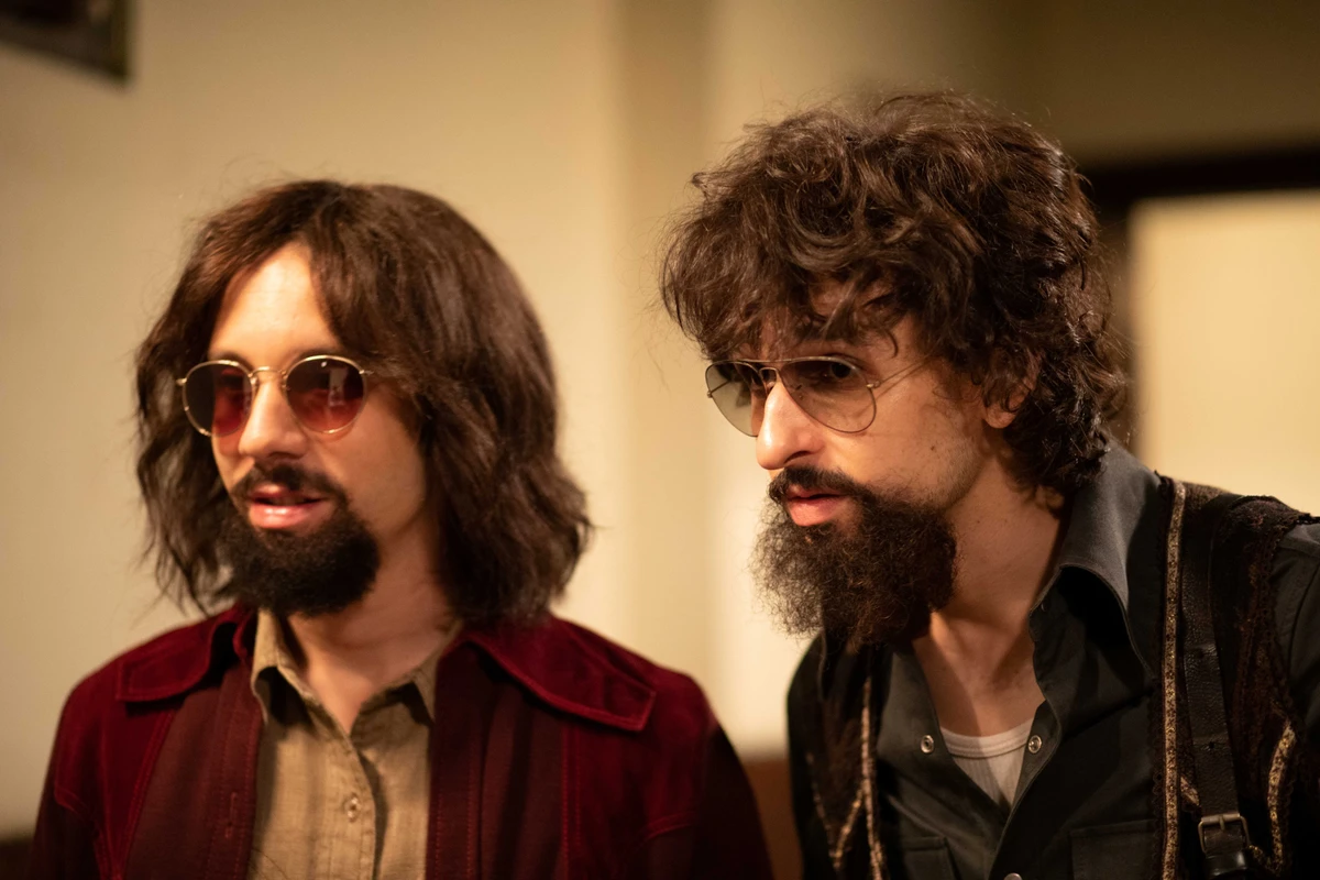 Paulo Coelho (João Pedro Zappa) e Paulo Coelho (Raul Seixas)