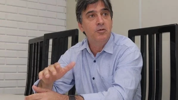 Juiz mudou entendimento da questão, após inicialmente ter negado o pedido do ex-prefeito para barrar apreciação dos relatórios do tribunal pelo Legislativo municipal