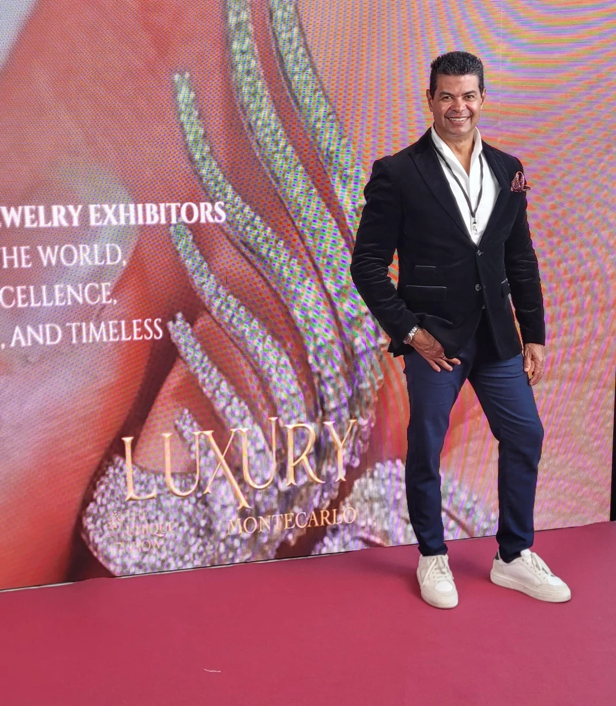 Dorion Soares é premiado em palco de Mônaco com joia icônica 