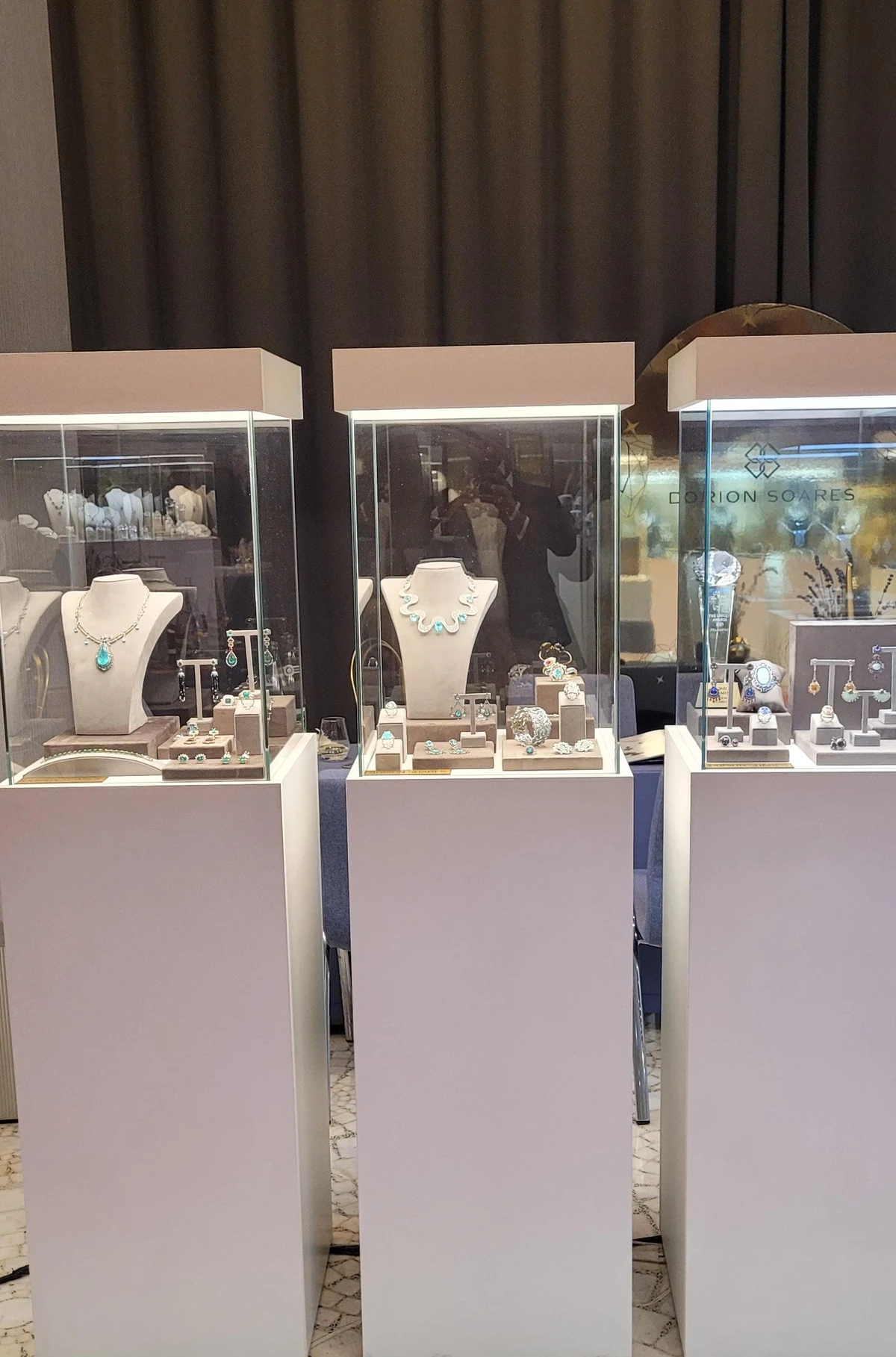 Dorion Soares é premiado em palco de Mônaco com joia icônica 