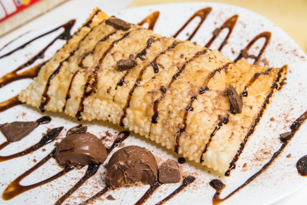 Pastel de chocolate (Imagem: Luciano Ohya | Shutterstock) 