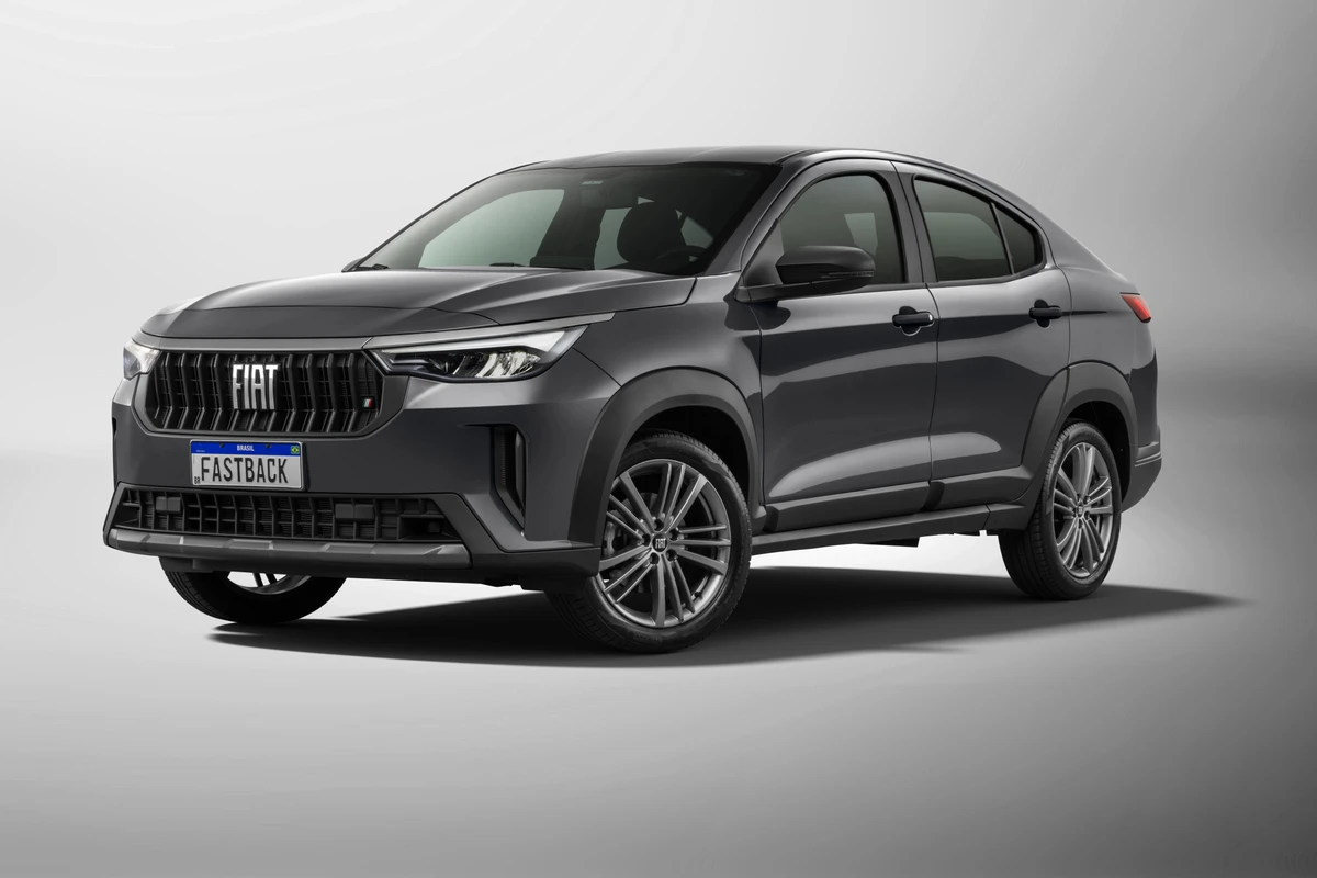 Fiat Fastback T200 por Fiat/Divulgação