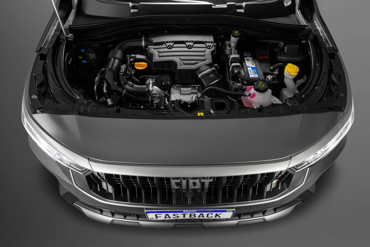Fiat Fastback T200 por Fiat/Divulgação