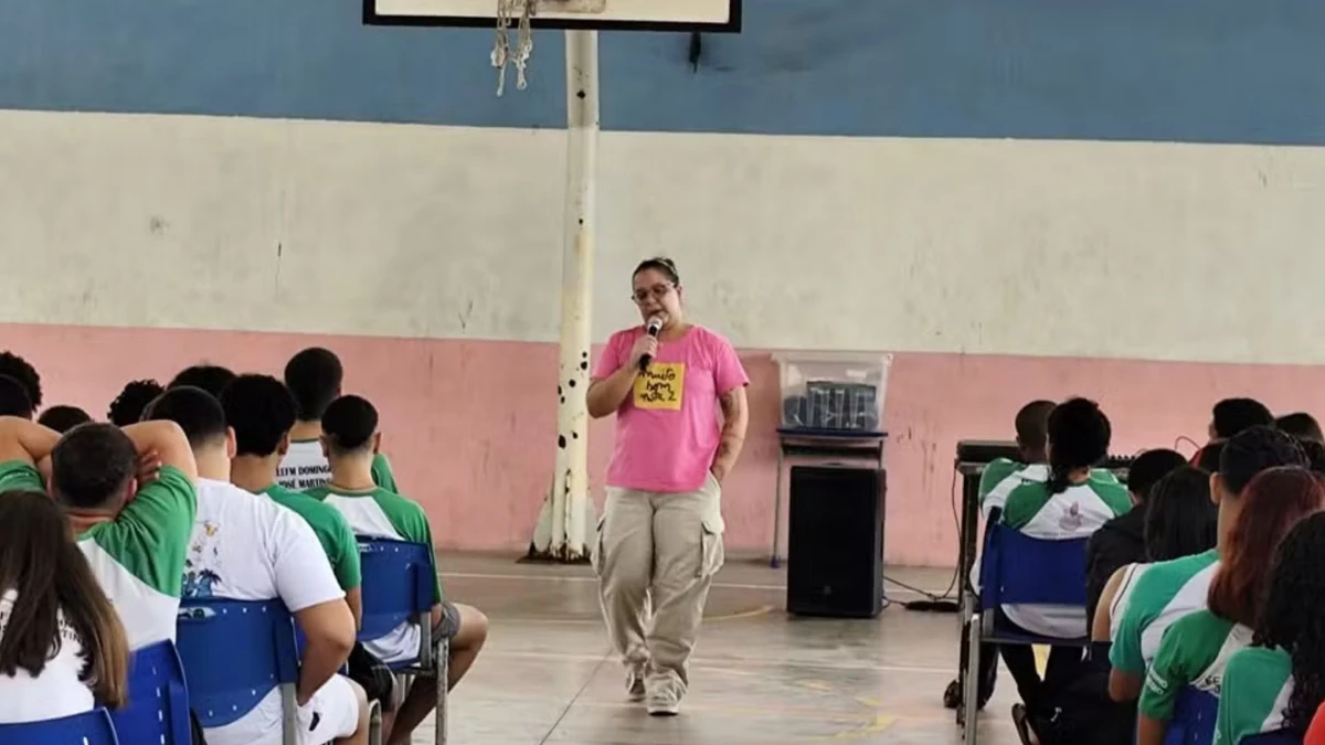 Paula Barreto, influencer e comediante de Marataízes