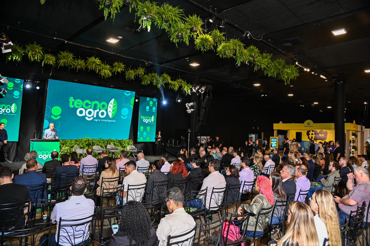 O evento é gratuito, voltado a produtores rurais, cooperados, estudantes e profissionais ligados ao setor agropecuário. 