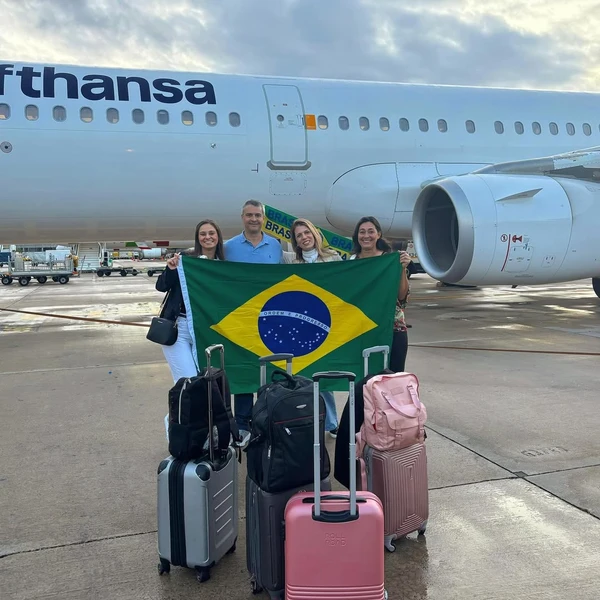A miss capixaba Eduarda Braum e a família por Instagram/@eduardabraum
