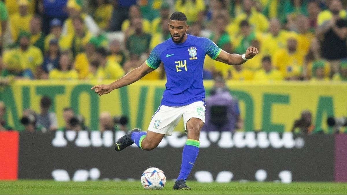 Bremer foi o primeiro jogador a usar a camisa 24 na Seleção brasileira