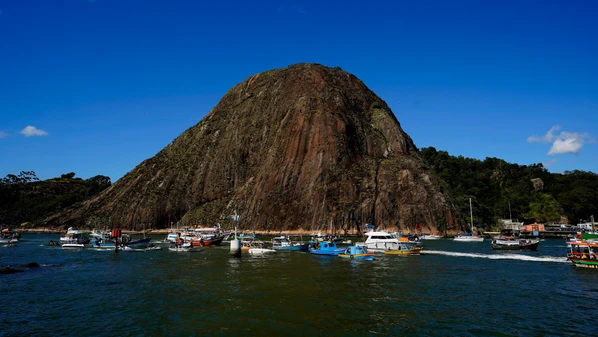 A festa celebra o padroeiro dos pescadores e é realizada todos os anos pela associação dos profissionais