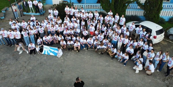 Grupo com cerca de 200 pessoas saiu de Santa Maria de Jetibá para doar sangue em Vitória