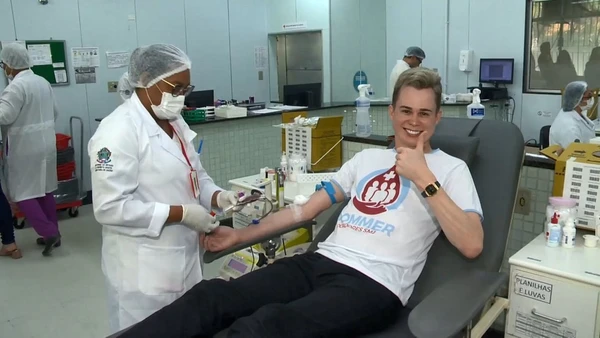 Ismael comemora aniversário pela terceira vez com festa no hemocentro 