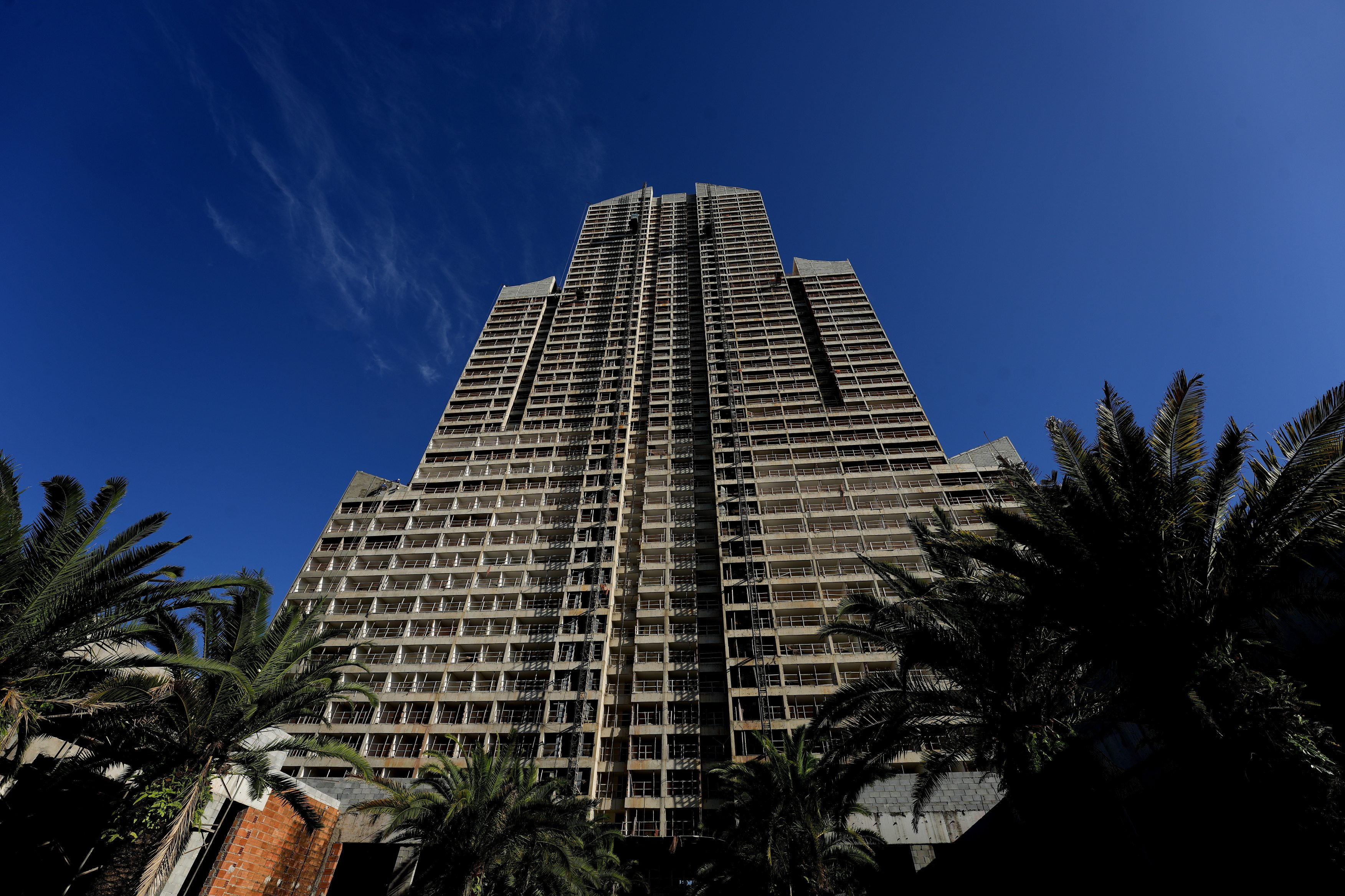 Maior prédio do Espirito Santo fica em Vila Velha e tem mais de 158 metros de altura