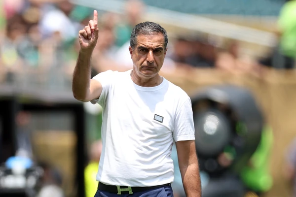 Renato Paiva foi demitido do Botafogo