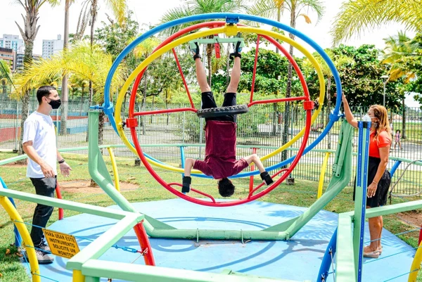 Visita guiada na Praça da Ciência, em Vitória