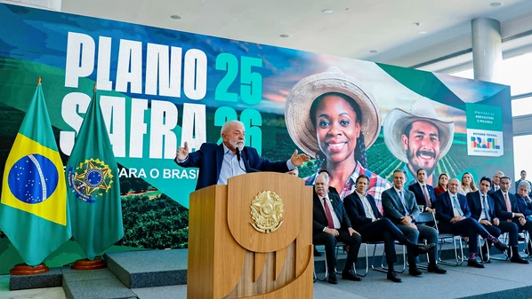 Durante discurso a empresários do agro, presidente elogia Haddad e diz que não falta responsabilidade fiscal ao governo