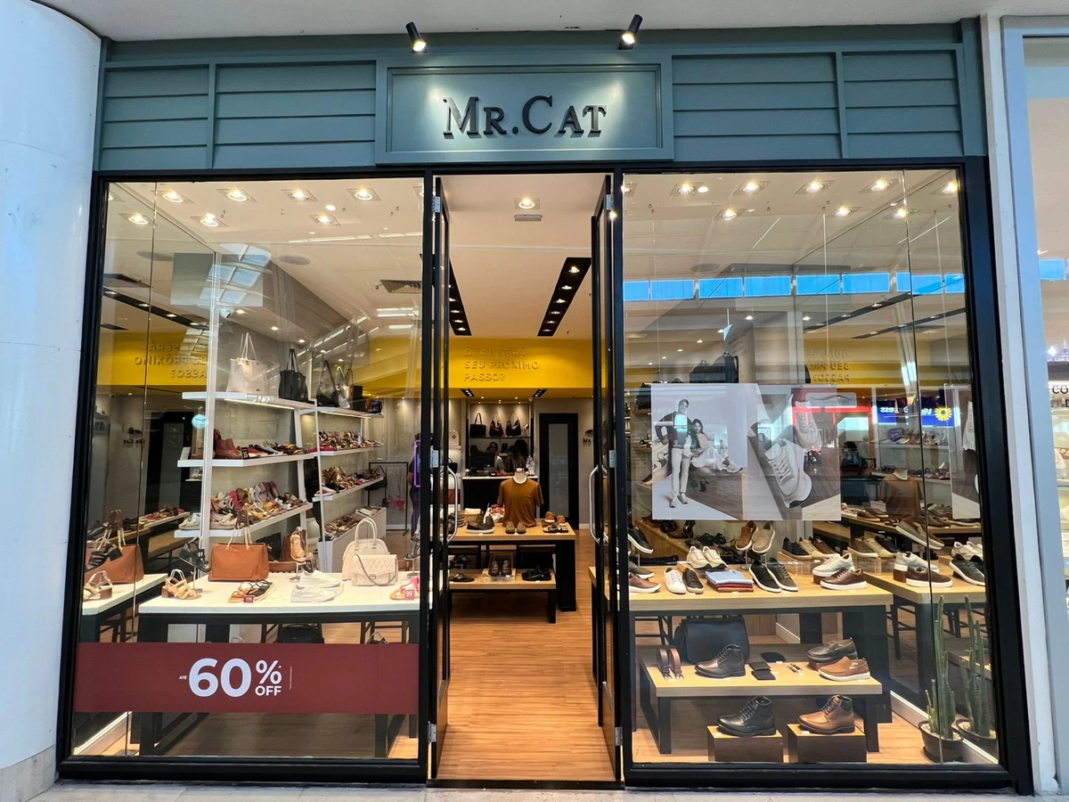 Já na Mr. Cat, os descontos chegam a 60%.  por Shopping Vitória/Divulgação