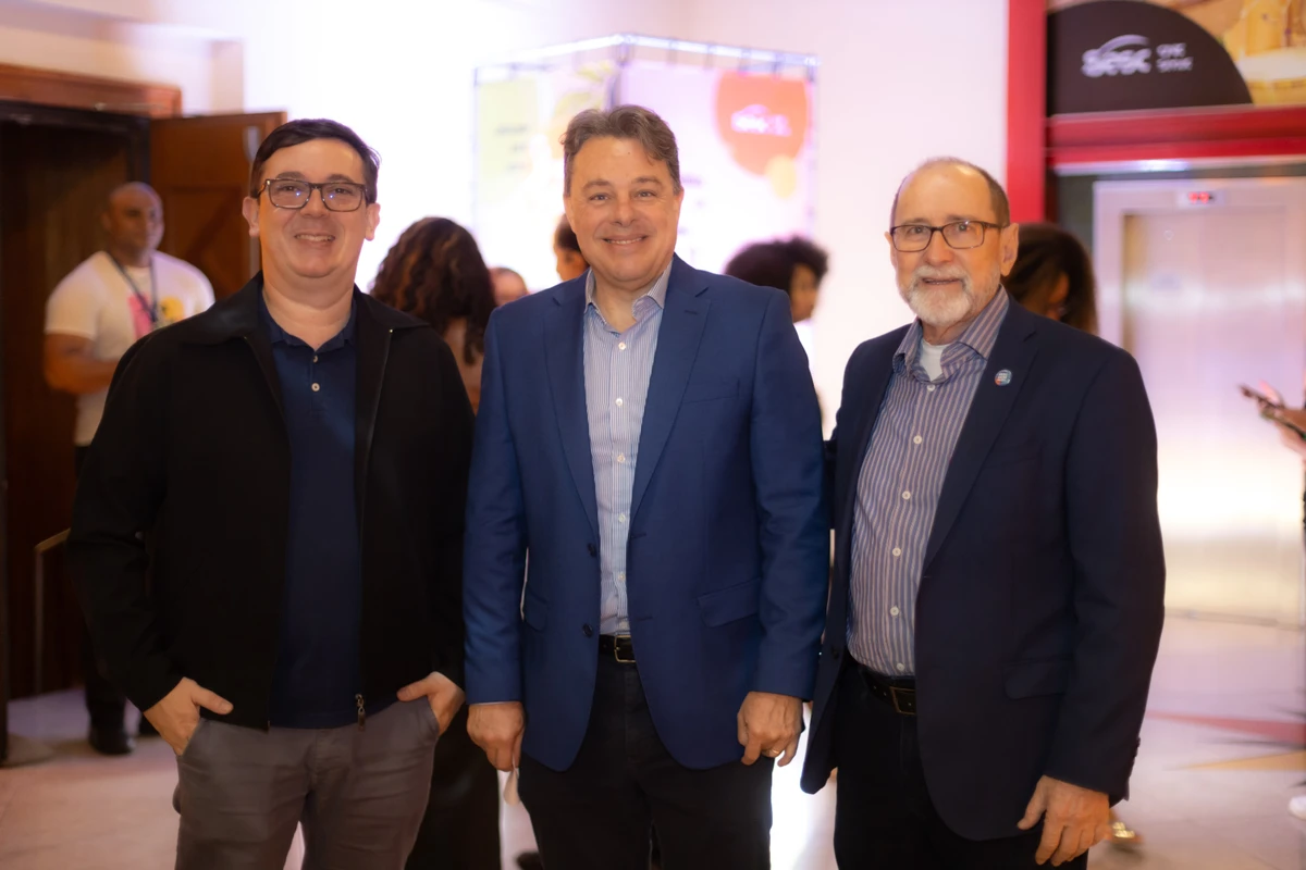 Richardson Schmittel, Diretor Regional do Senac-ES; Marcus Magalhães, Secretário da Fecomércio-ES; Luiz Toniato, Diretor Regional do Sesc-ES