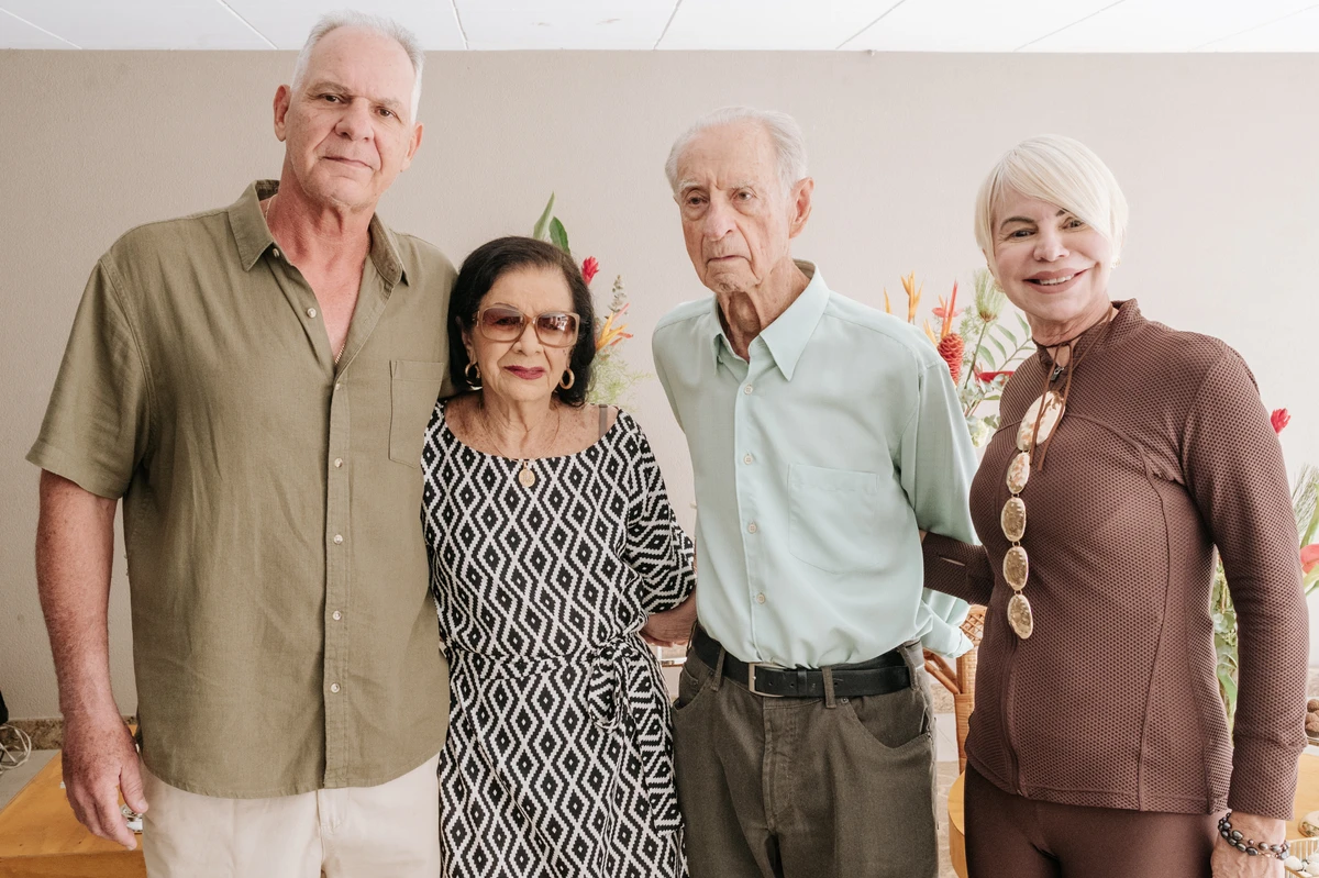 Fernando Balieiro Diniz , Ahirton Balieiro Diniz, Marlene Pinheiro Diniz e Rossana Balieiro Diniz