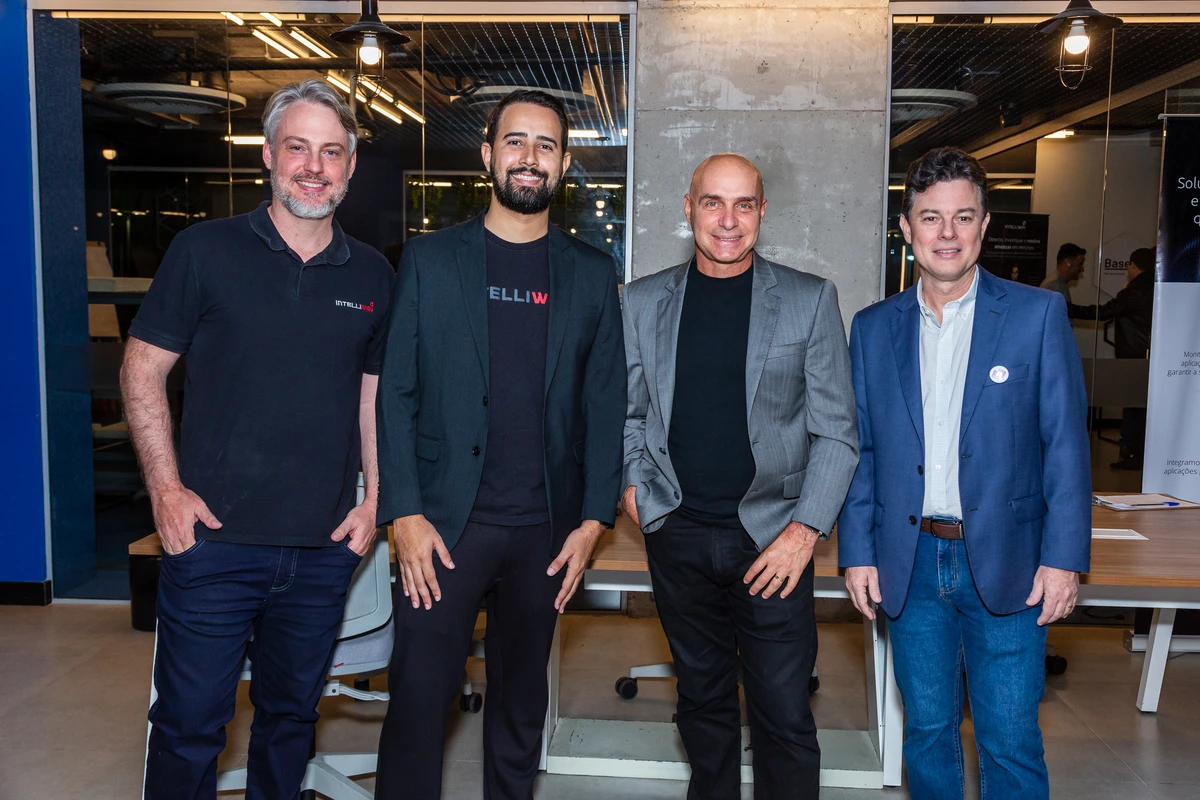 Frederico Comério, Hugo Frauches, André Magno e Carlos Eduardo Brandão são os sócios da Intelliway