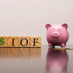 O IOF pode tirar até 96% do rendimento de quem resgata aplicações cedo demais, mas há formas simples de escapar disso