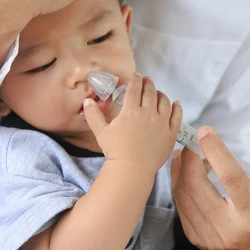 Prática ajuda na limpeza das vias aéreas e pode contribuir para o controle de sintomas respiratórios quando indicada corretamente