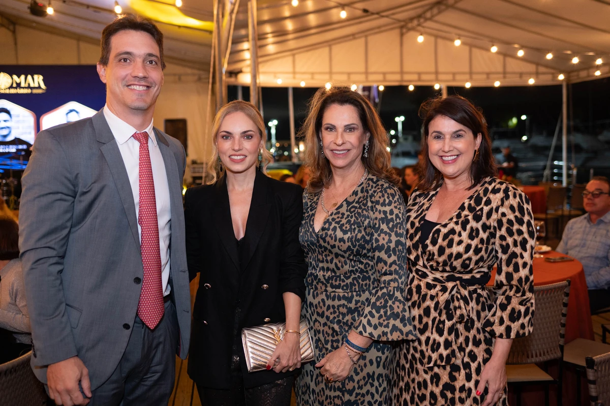 Alberto Nemer e Luciana Mattar, Glaucia Baião e Renata Rasseli