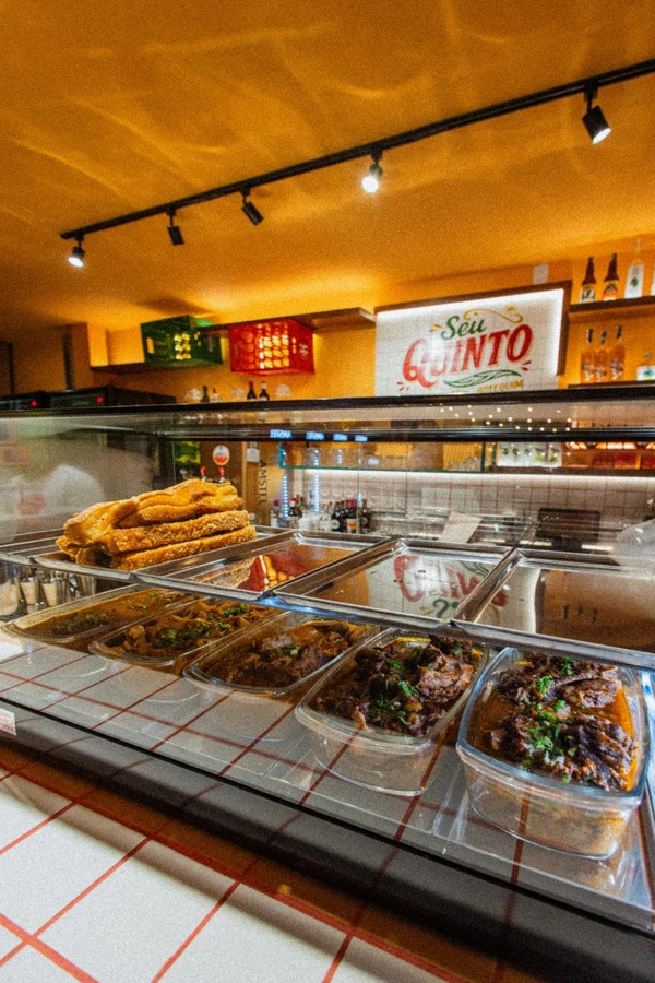 Seu Quinto Botequim, na Praia do Canto, Vitória 