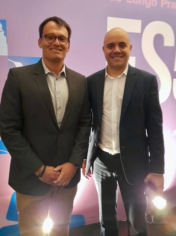     O empresário do mercado financeiro José Carlos Buffon Jr.  e o superintendente do ES em Ação, Luciano Gollner